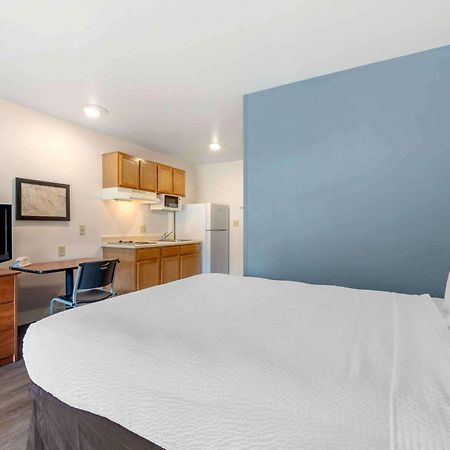 Extended Stay America Select Suites - Orlando - East Exteriör bild
