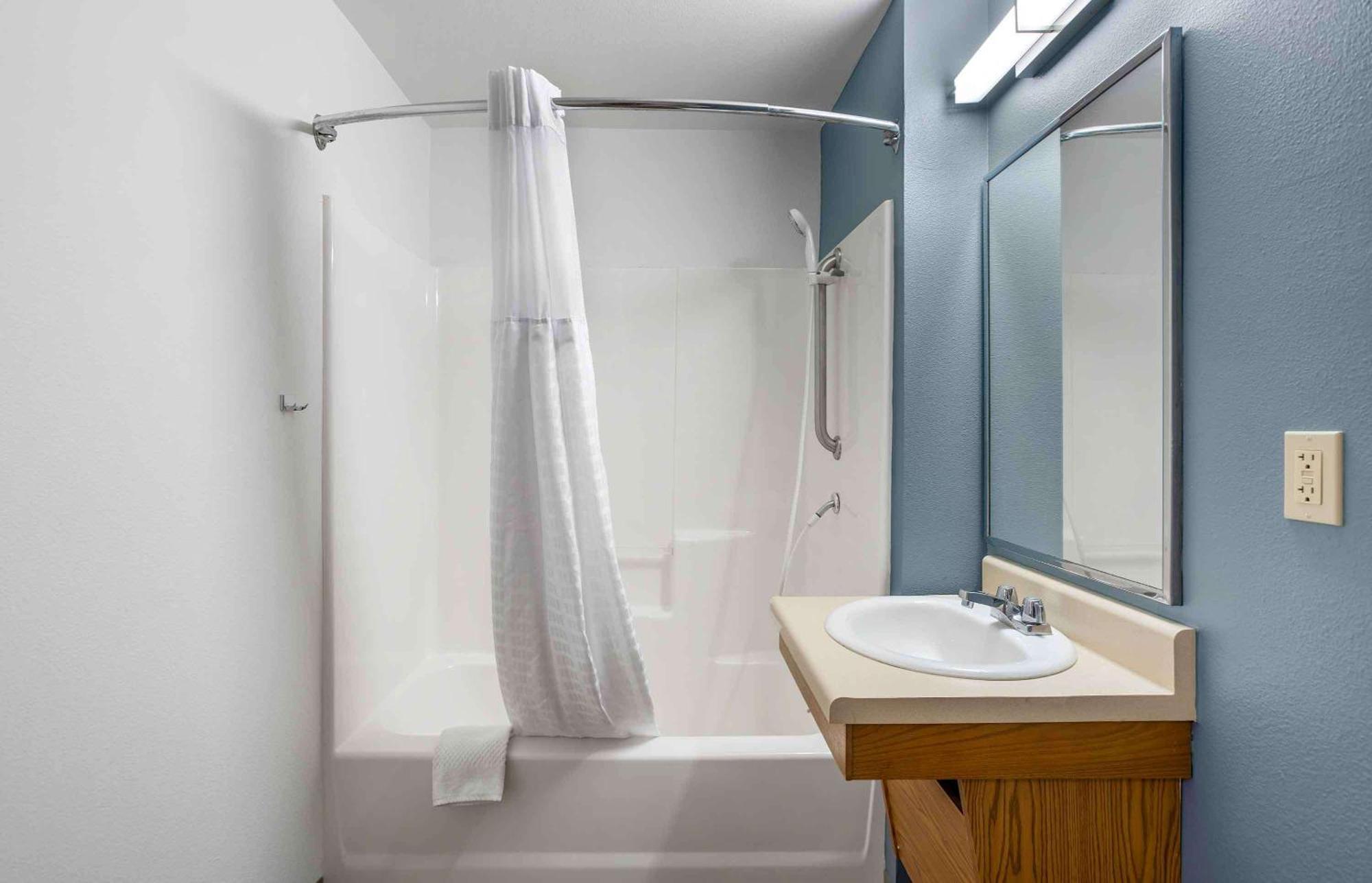 Extended Stay America Select Suites - Orlando - East Exteriör bild